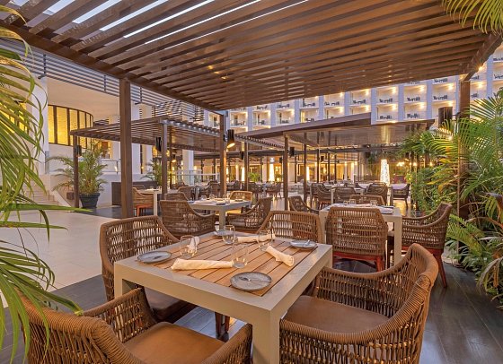 Royalton Hideaway Blue Waters, An Autograph Collection All-Inclusive Resort