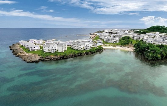 Grand Palladium Lady Hamilton Resort & Spa