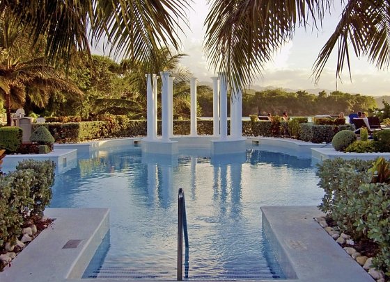 Grand Palladium Lady Hamilton Resort & Spa