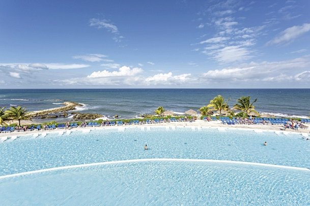 Grand Palladium Lady Hamilton Resort & Spa