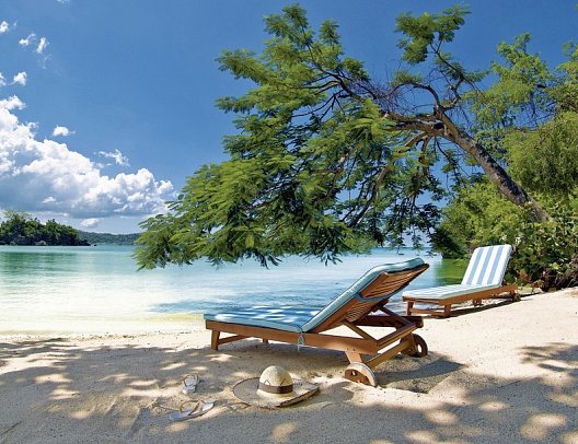 Grand Palladium Lady Hamilton Resort & Spa