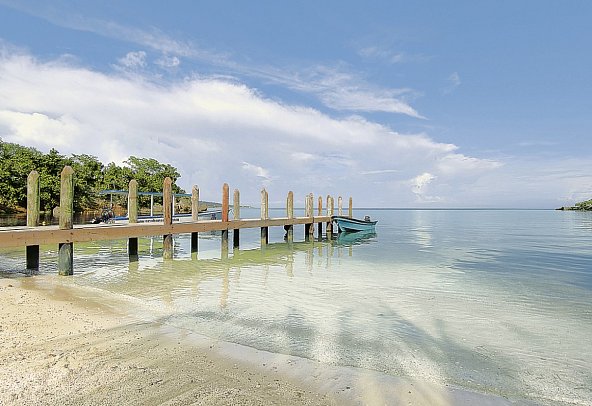 Grand Palladium Lady Hamilton Resort & Spa