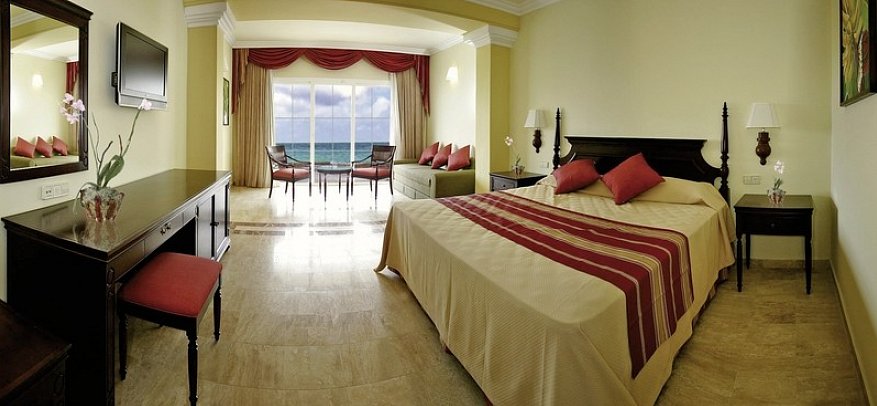 Grand Palladium Lady Hamilton Resort & Spa - Wohnbeispiel Juniorsuite Beachside Oceanview (Zimmercodierung J1O)