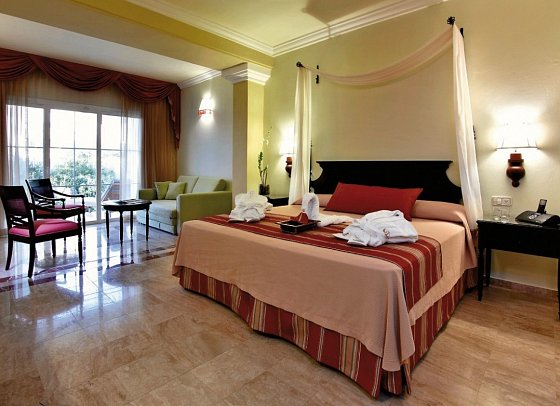 Grand Palladium Lady Hamilton Resort & Spa - Wohnbeispiel Juniorsuite Gardenview (Zimmercodierung J2G)