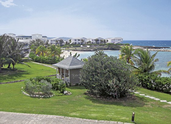 Grand Palladium Lady Hamilton Resort & Spa