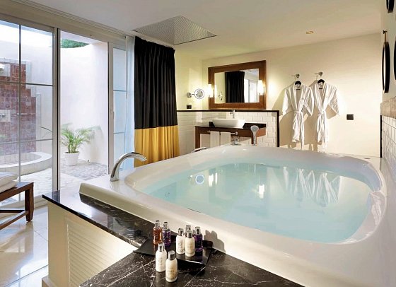 Grand Palladium Lady Hamilton Resort & Spa - Wohnbeispiel Signature Level Bungalow (Zimmercodierung BB1)