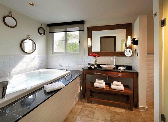 Grand Palladium Lady Hamilton Resort & Spa - Wohnbeispiel Signature Level Suite (Zimmercodierung WL2)