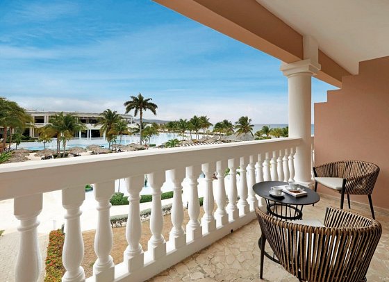 Grand Palladium Lady Hamilton Resort & Spa - Wohnbeispiel Juniorsuite Oceanview (Zimmercodierung J9M)