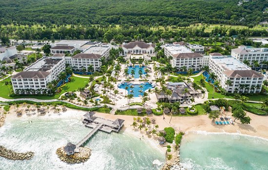 Hyatt Ziva Rose Hall