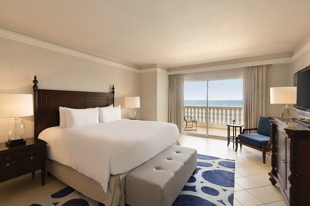 Hyatt Ziva Rose Hall