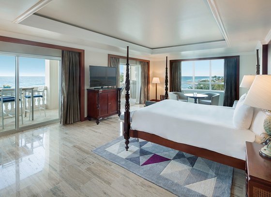 Hyatt Ziva Rose Hall