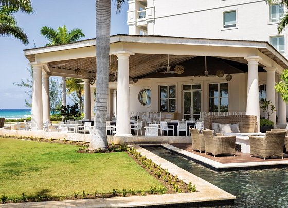 Hyatt Ziva Rose Hall