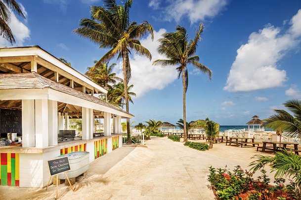 Hyatt Ziva Rose Hall