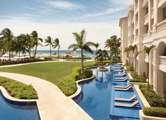 Hyatt Ziva Rose Hall