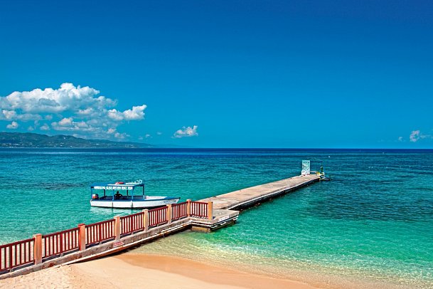 Ein Spion, der Urlaub macht - Doctor's Cave Beach