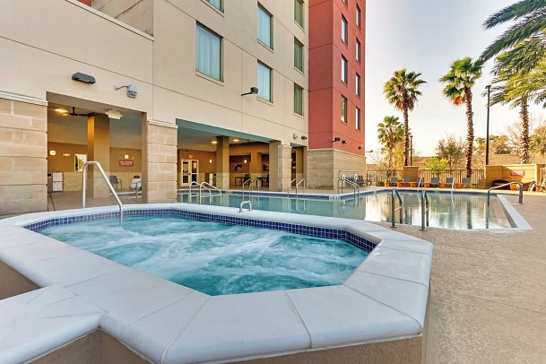 Drury Inn & Suites Orlando