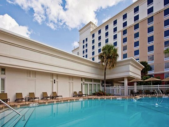 Courtyard by Marriott Across from Universal Orlando
