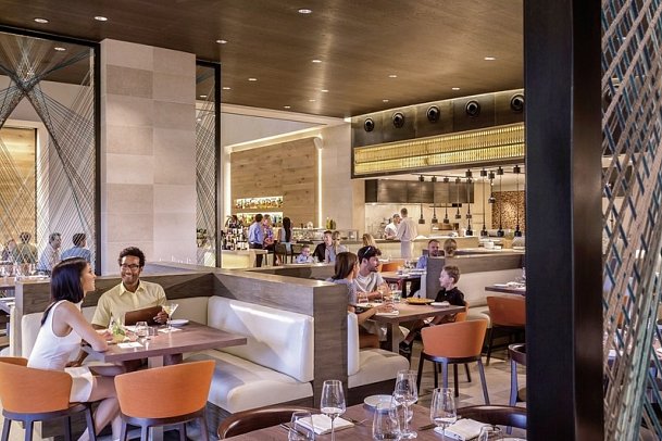 Four Seasons Resort - Orlando Disney World - Restaurant 