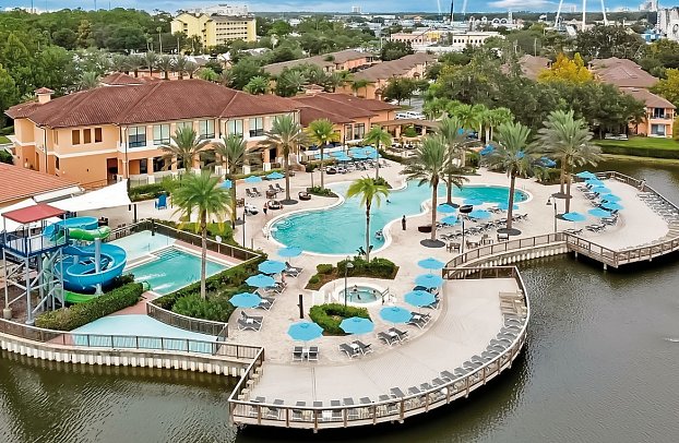 Regal Oaks Resort Vacation Townhomes Apartments