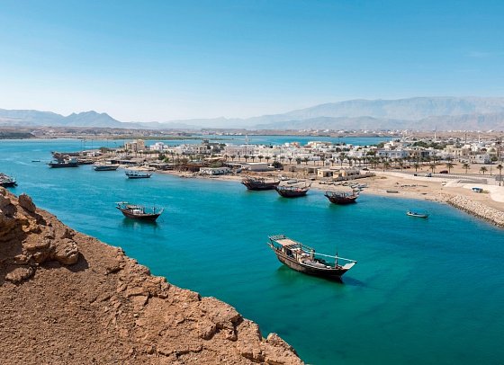 Oman: Von Gebirgen, Wüsten und Oasen - Sur
