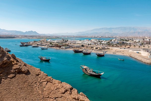 Oman: Von Gebirgen, Wüsten und Oasen - Sur