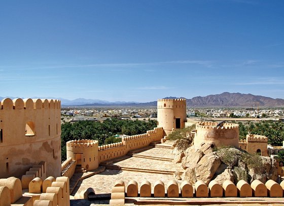 Oman: Von Gebirgen, Wüsten und Oasen - Nakhl Festung