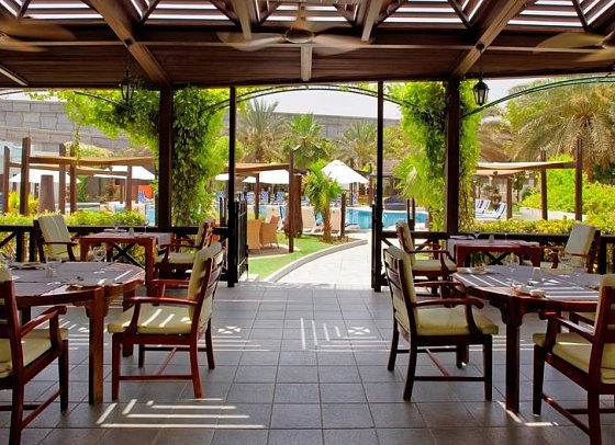 Radisson Blu Hotel, Muscat - Restaurant 
