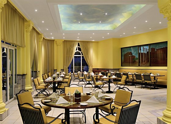 Radisson Blu Hotel, Muscat - Restaurant Olivios
