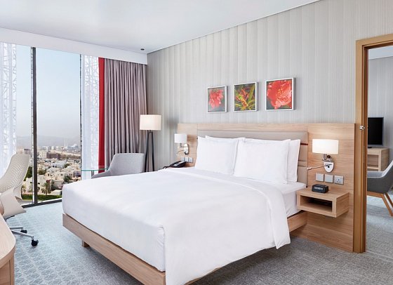 Hilton Garden Inn Muscat Al Khuwair - Wohnbeispiel Two Bedroom Suite (Zimmercodierung OB2)