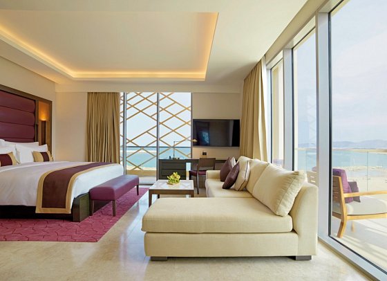 Kempinski Hotel Muscat - Wohnbeispiel Grand Deluxe Sea View (Zimmercodierung UD2)