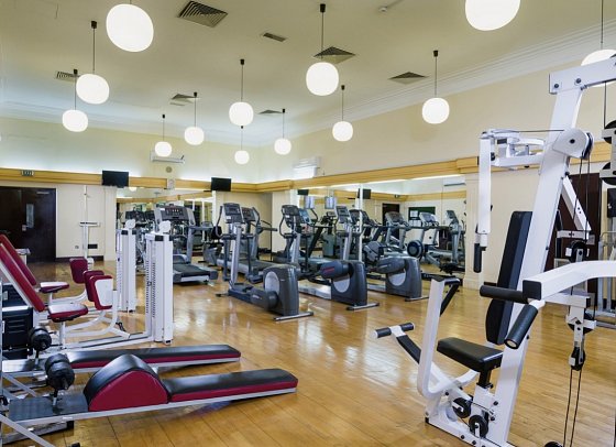 Al Falaj Hotel - Fitnessraum