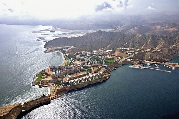 DoubleTree by Hilton Muscat Al Waha