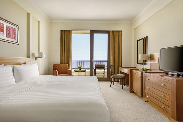 DoubleTree by Hilton Muscat Al Waha - Wohnbeispiel Deluxe Room with Sea View (Zimmercodierung USM)