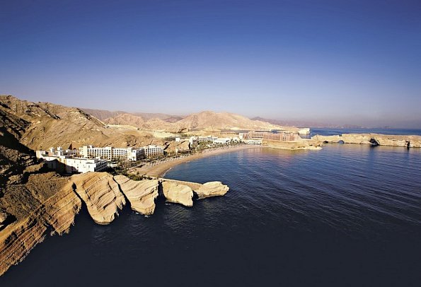 DoubleTree by Hilton Muscat Al Waha