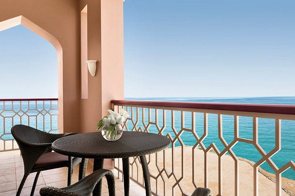 Al Husn Muscat - Beispiel Balkon Al Husn Panoramic Sea View (Zimmercodierung UDM)