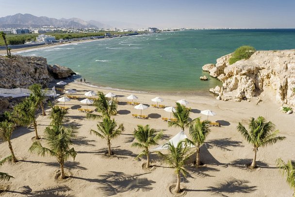 Crowne Plaza Muscat