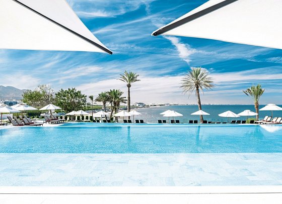 Crowne Plaza Muscat