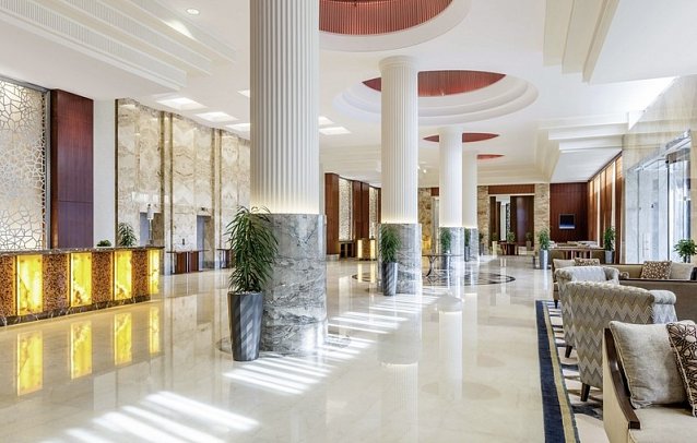 Sheraton Oman Hotel - Lobby