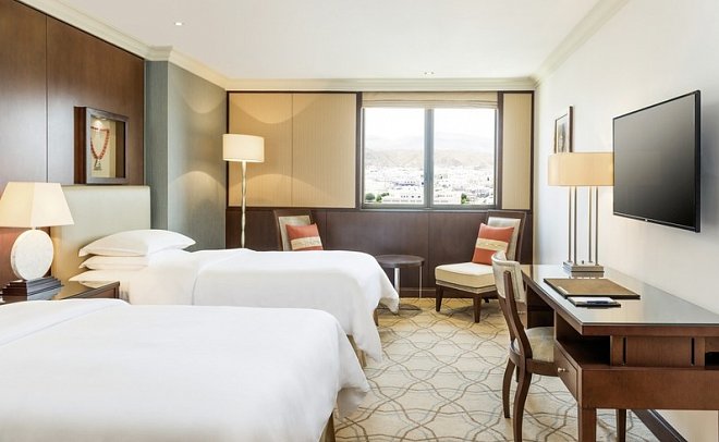 Sheraton Oman Hotel - Wohnbeispiel Deluxe (Zimmercodierung UD1)