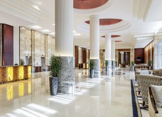 Sheraton Oman Hotel - Lobby