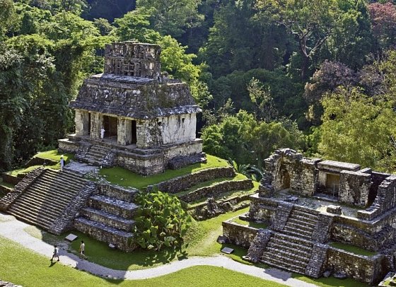 Collage von Welt-Metropole & Mayawelt - Palenque