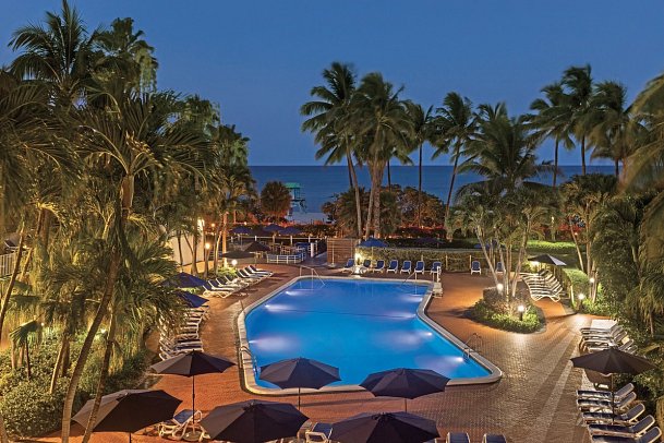 Radisson Resort Miami Beach