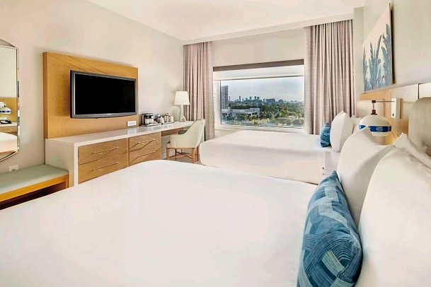 Radisson Resort Miami Beach