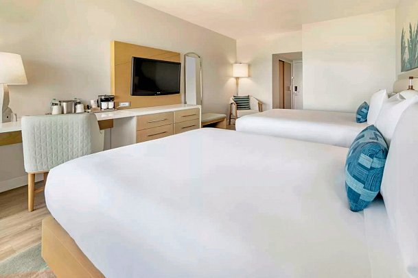 Radisson Resort Miami Beach