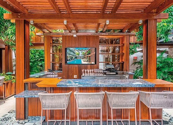 Lennox Miami Beach