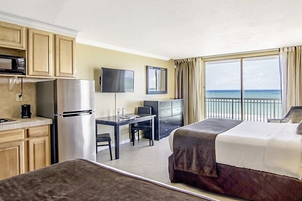 Ramada Plaza Marco Polo - Ocean Front