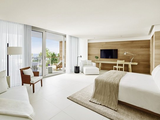 The Miami Beach EDITION