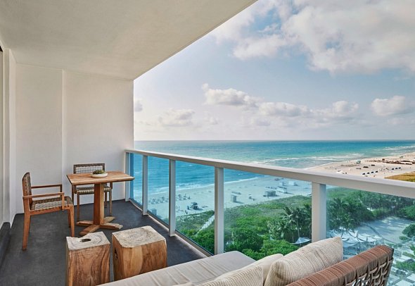 1 Hotel South Beach - Ocean View One Bedroom Suite Balcony