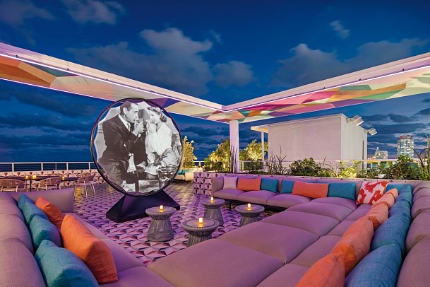Moxy South Beach