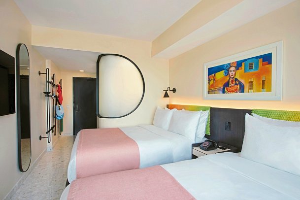 Moxy South Beach - Wohnbeispiel Queen/Queen (Zimmercodierung UG3)